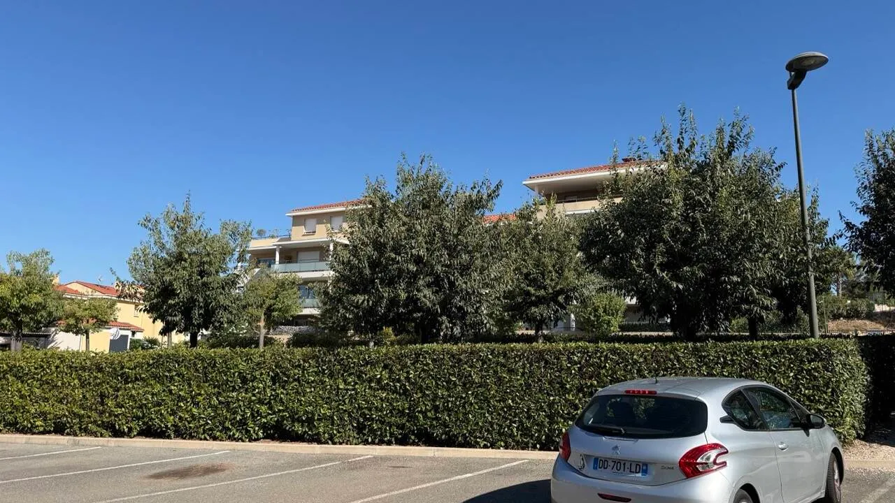 appartement 3 pièces à Fréjus (83600) — photo 2