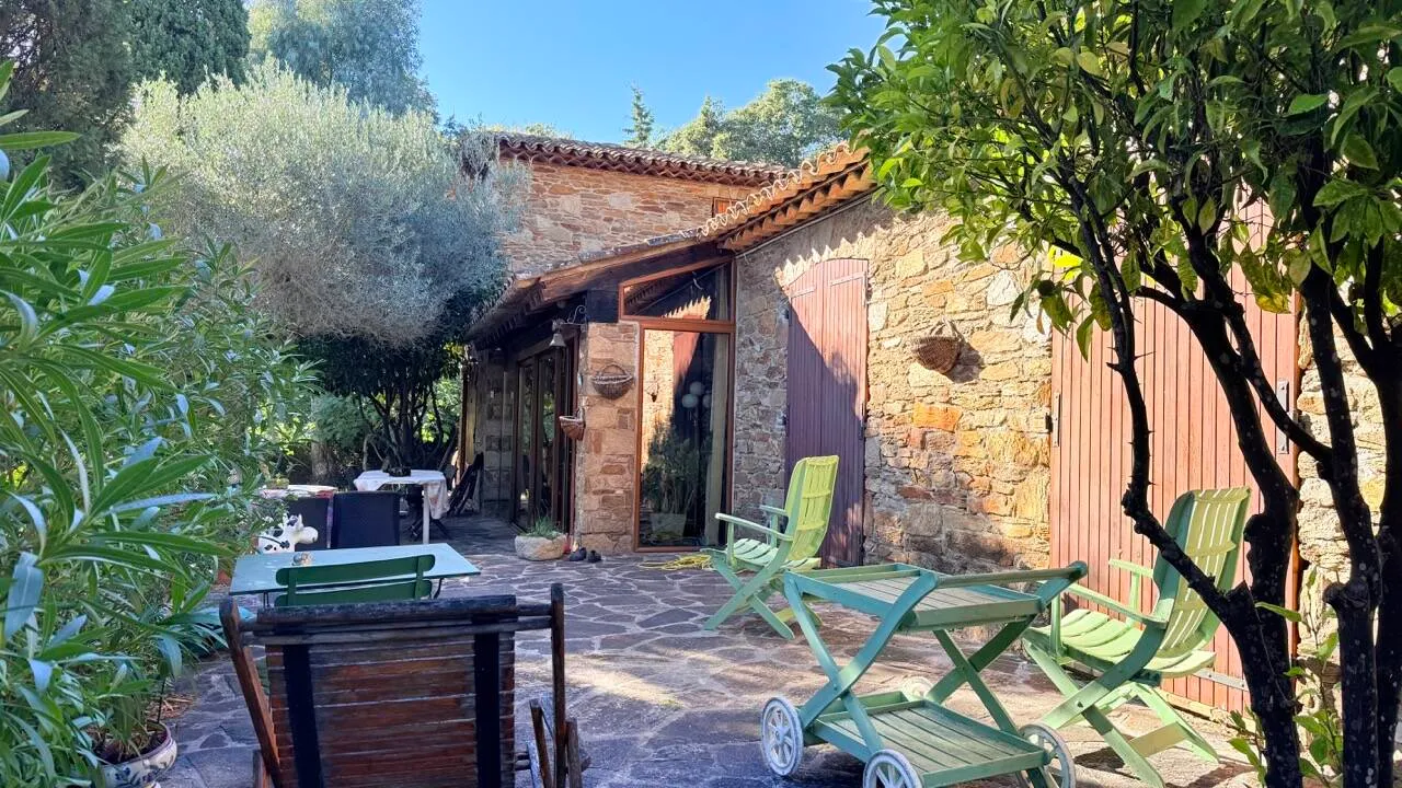 maison 5 pièces à La Croix-Valmer (83420) — photo 4