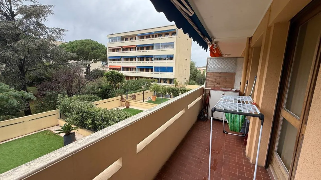appartement 3 pièces à Fréjus (83600)