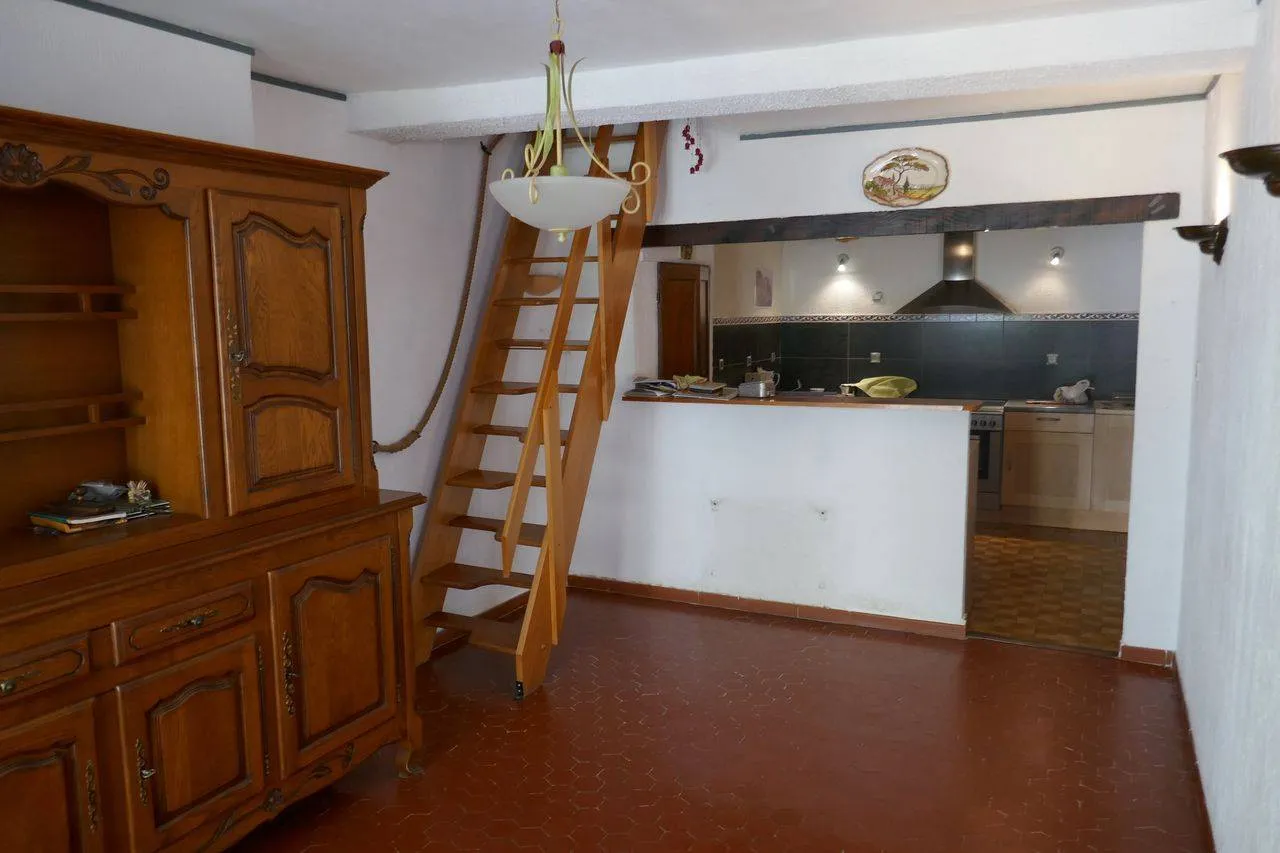 appartement 6 pièces à Belgentier (83210) — photo 5