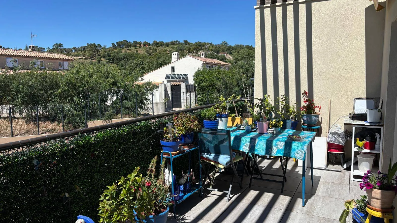 appartement 3 pièces à Adrets-de-l'Estérel (83600) — photo 2