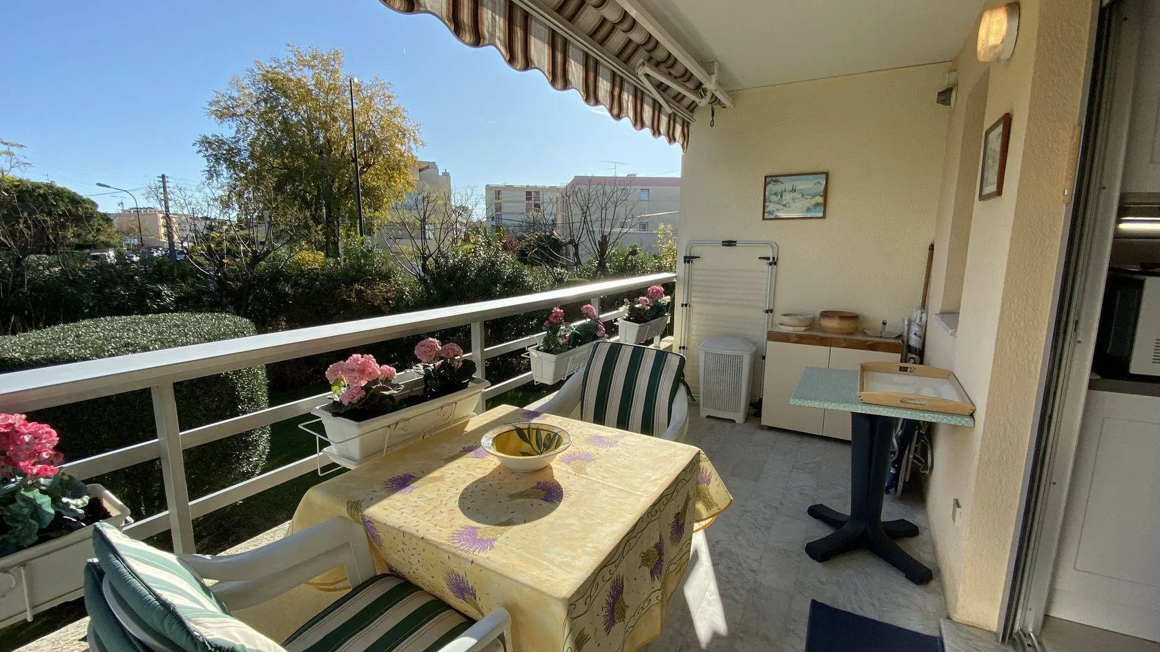 appartement 1 pièce à Fréjus (83600) — photo 2