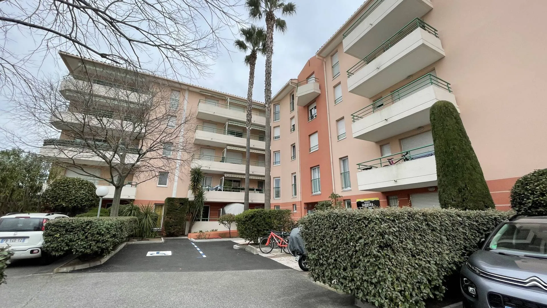 appartement 4 pièces à Saint-Raphaël (83700) — photo 2