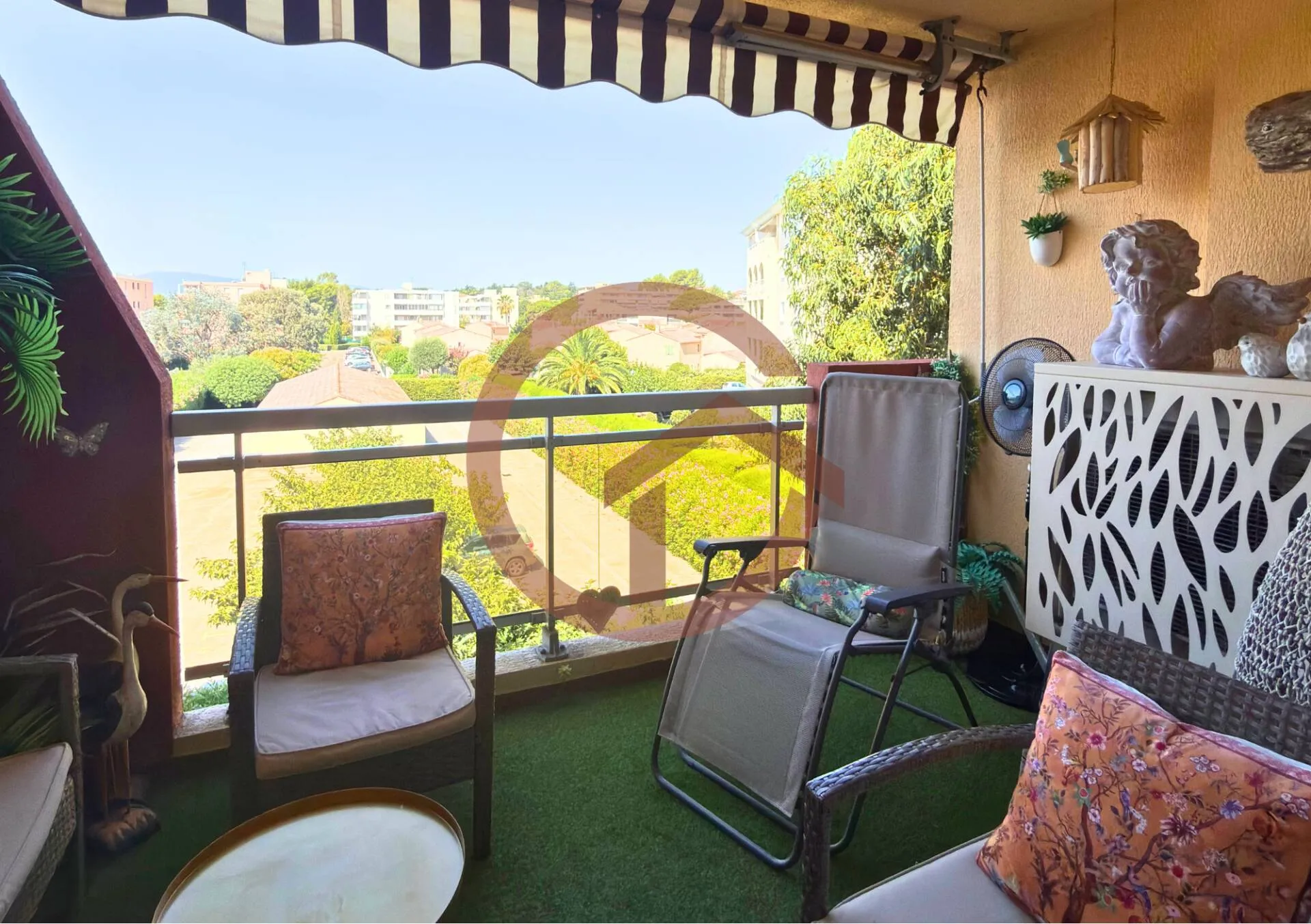 appartement 3 pièces à Fréjus (83600)