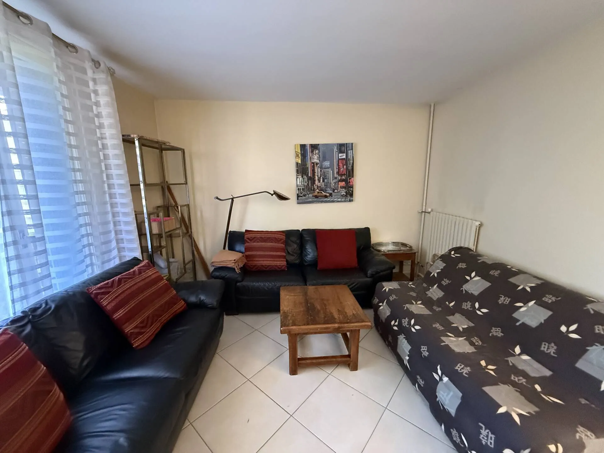 appartement 3 pièces à Pertuis (84120) — photo 2