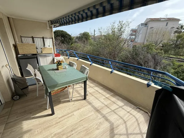 appartement 3 pièces à Fréjus (83600) — photo 3