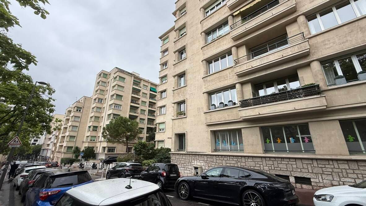 appartement 6 pièces à Marseille (13008) — photo 3