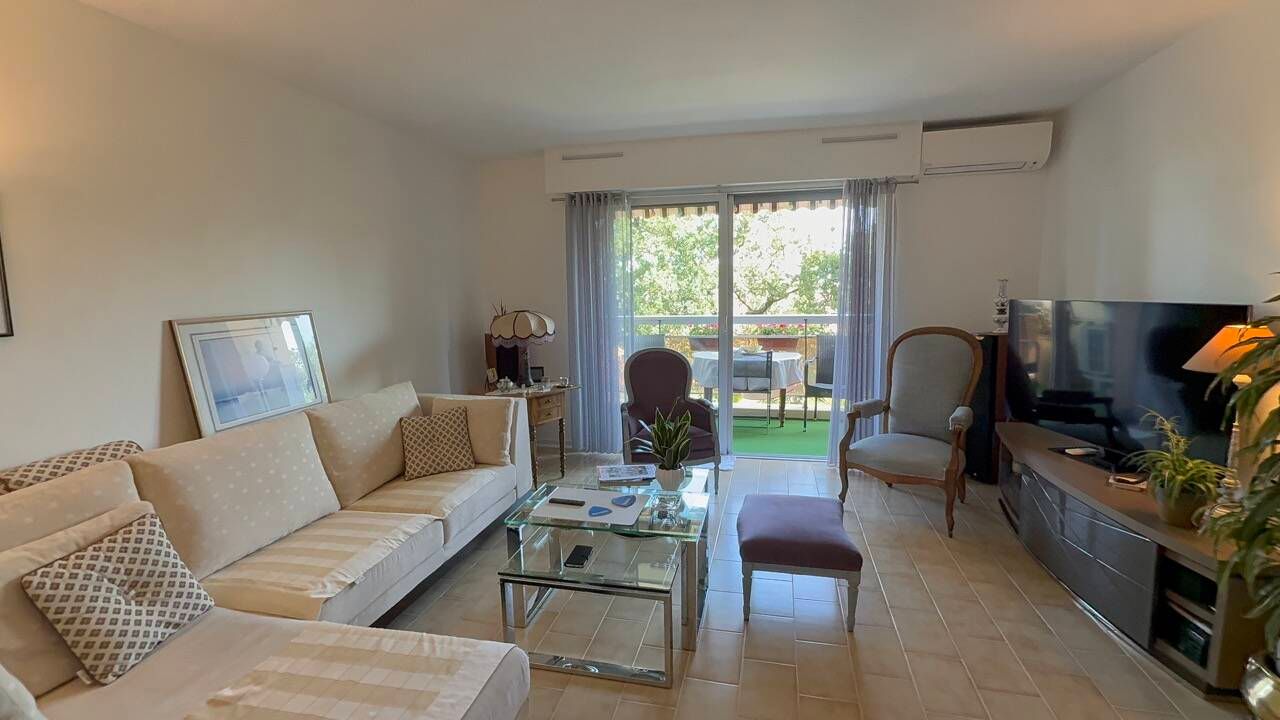 appartement 3 pièces à Fréjus (83600) — photo 2