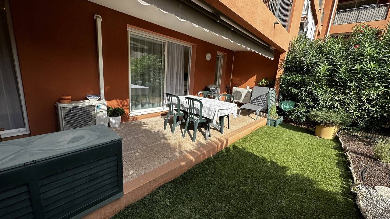 Viager Occupé Appartement F2 + Pk à La Seyne sur MER
