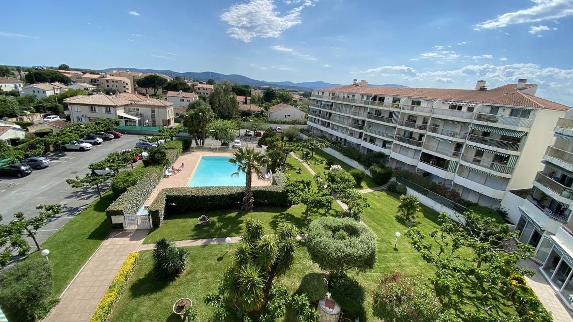 Appt F4 avec Terrasse + BOX + PK dans Résidence avec Piscine