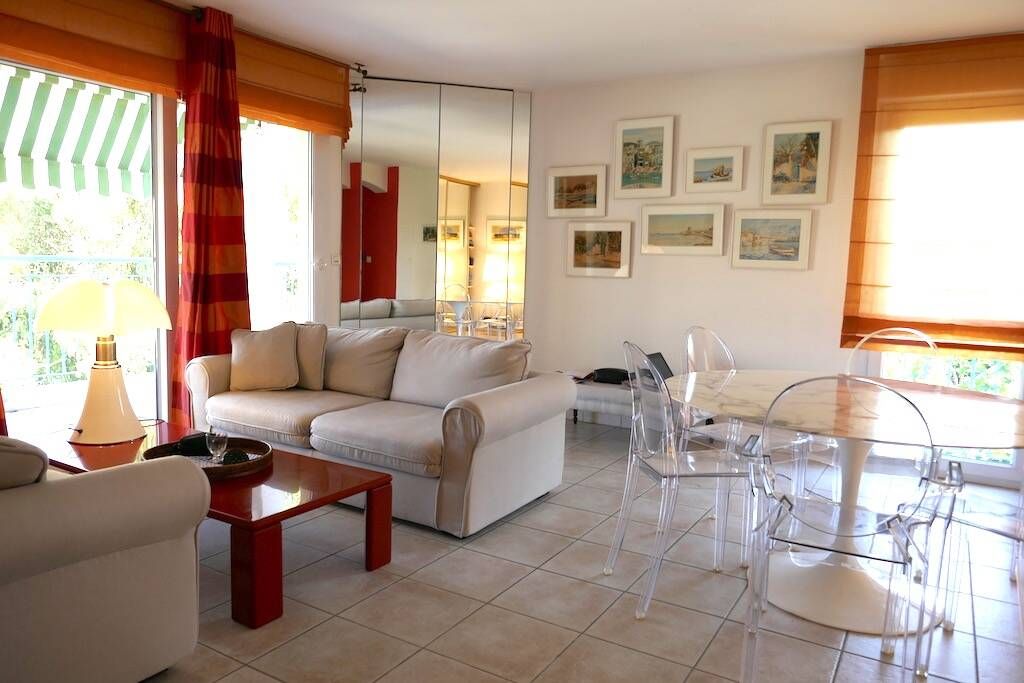 💎 Vente en Nue-Propriété – Usufruit Viager Réservé sur F80ans - Appartement F2/3 de standing à Sanary-sur-Mer (83110)