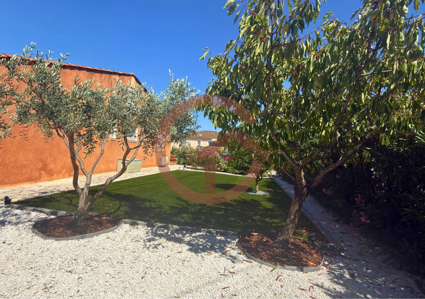 VIAGER LIBRE – SAINT-AYGULF – VILLA 158 m² AVEC FORT POTENTIEL LOCATIF