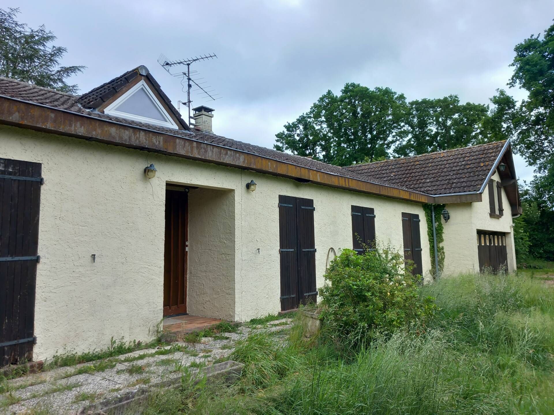 Viager Libre de suite - Villa "Ile de France" de 180m² sur 3050m² - Dannemarie 78550 (Prox HOUDAN)