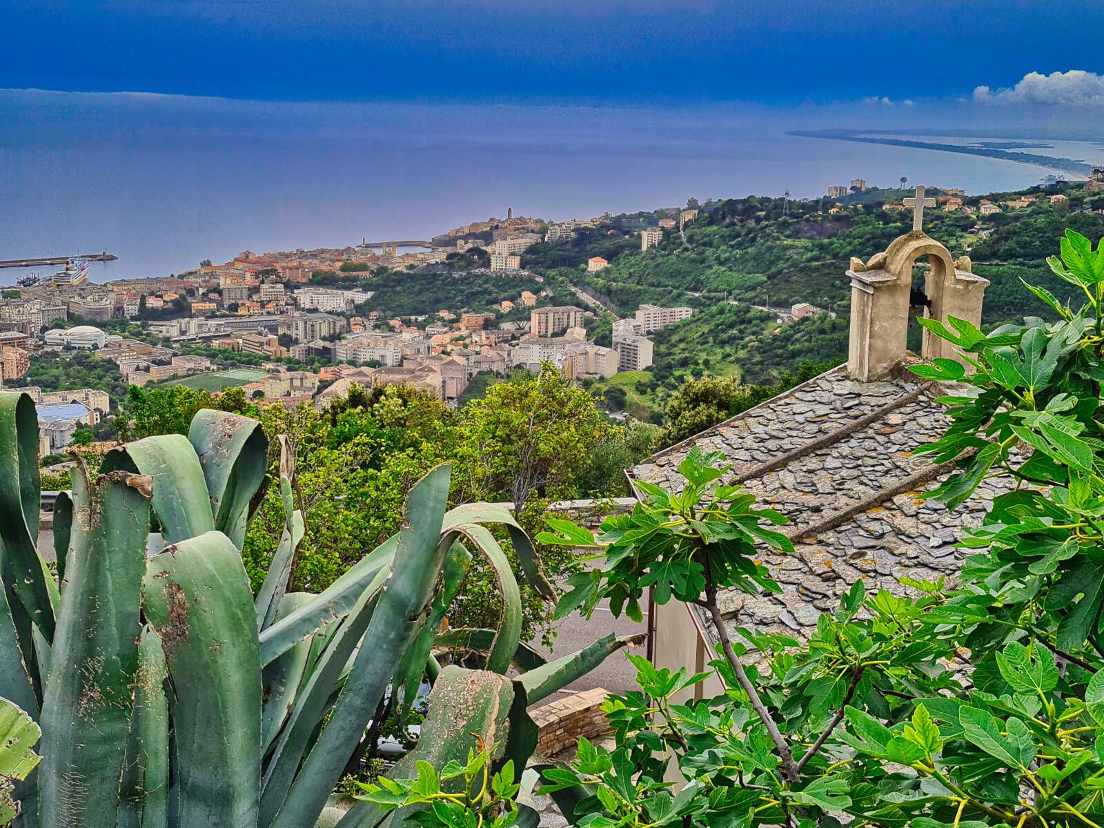 Viager Occupé Villa en CORSE (Ville di Pietrabugno 20200) sur F de 77 ans