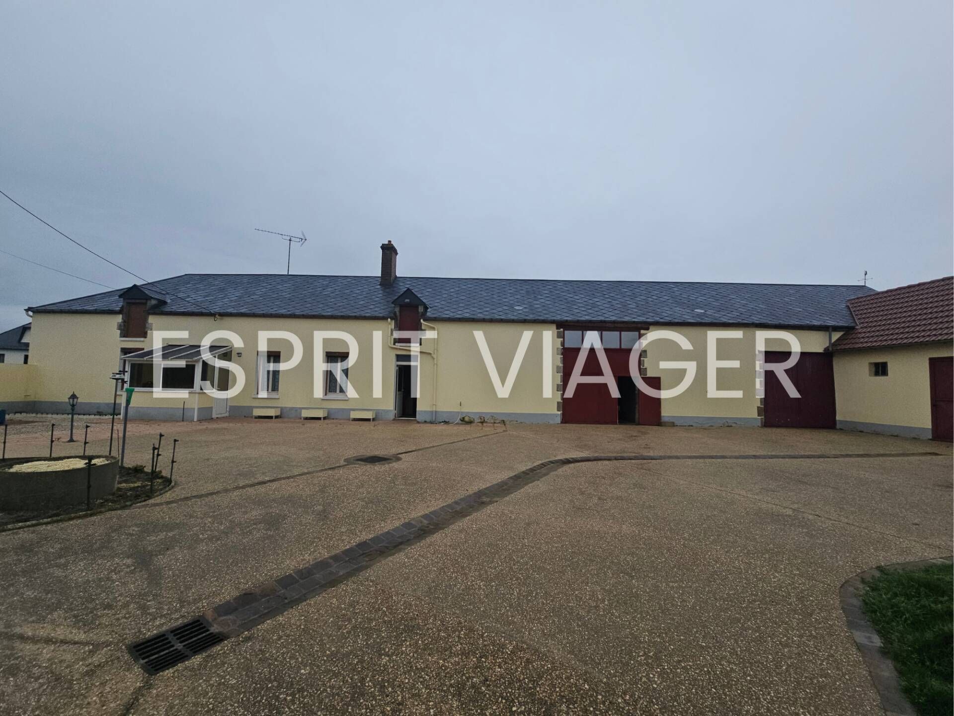 Maison 4 pièces – MONTBARROIS (45) – viager occupé